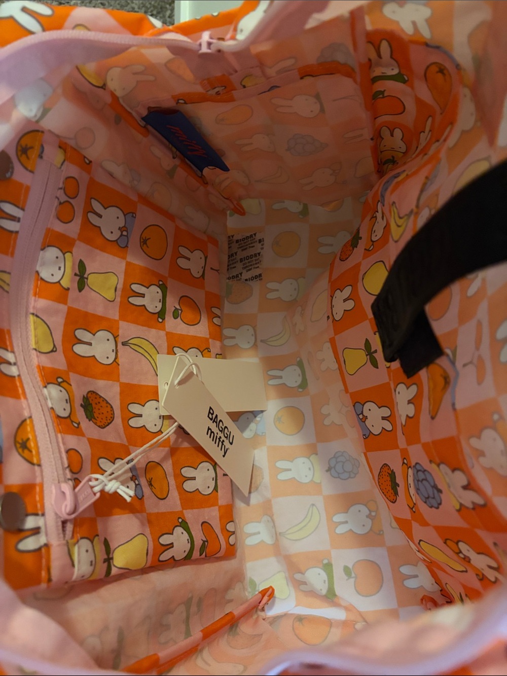 BAGGU X Miffy Every Day Cloud Bag +laptop sleeve Urban outfitters exclusive - Picture 6 of 11
